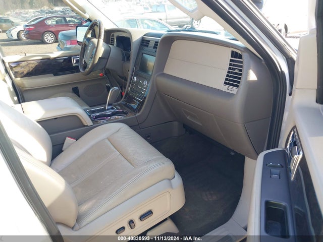 5LMJJ3JT1FEJ04769 Lincoln NAVIGATOR L