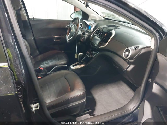 Chevrolet Sonic Rs Auto 2014 1G1JG5SB6E4209683 Image 5