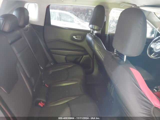 3C4NJDDB2KT799792 Jeep Compass Trailhawk 4x4