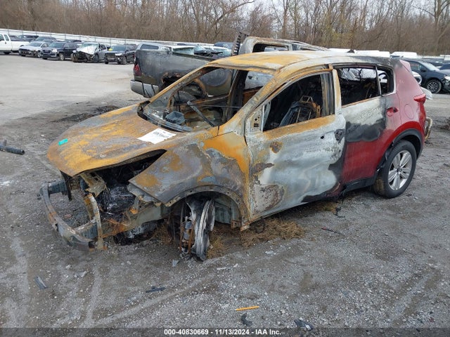 KNDPMCAC1H7185661 KIA Sportage Lx
