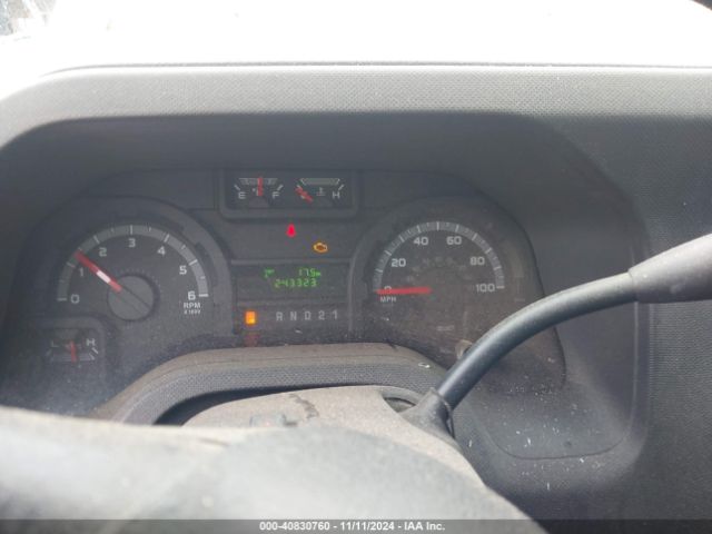 1FTNE2EW4EDA48715 Ford E-250 Commercial