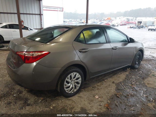Toyota COROLLA LE 2019 5YFBURHE0KP870907 Image 4