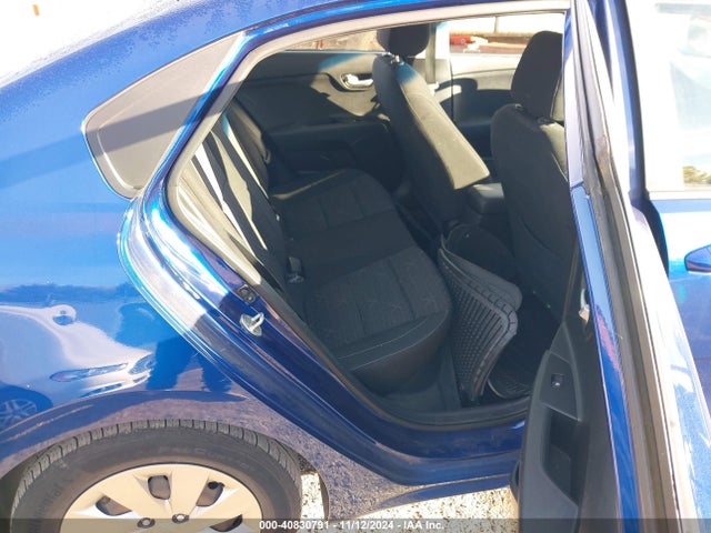 KIA RIO S 2018 3KPA24AB7JE125284 Image 8