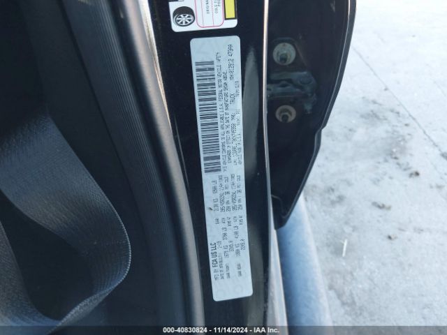 1C6RREJT0KN705350 RAM 1500 Laramie  4x2 5'7 Box