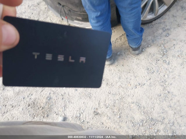 2019 TESLA MODEL 3 5YJ3E1EA2KF310824 Photo 10