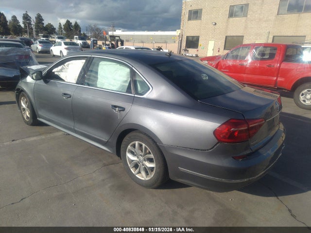 1VWAT7A35GC048631 Volkswagen 1.8t