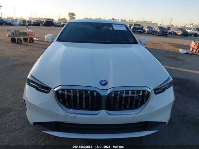 WBY33FK04RCR14993 BMW I5 Edrive40