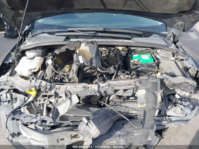 Ford FOCUS SE 2016 1FADP3F23GL254372 Image 10