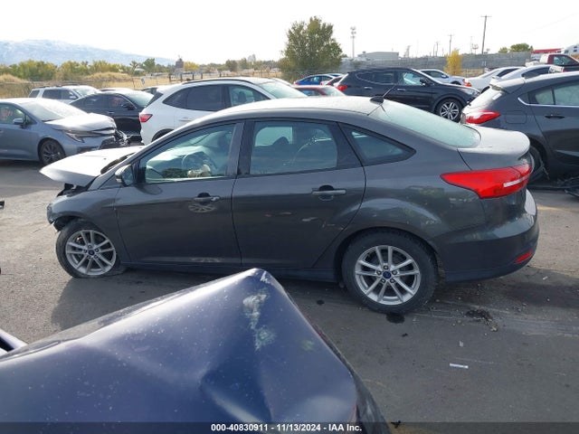 Ford FOCUS SE 2016 1FADP3F23GL254372 Image 14