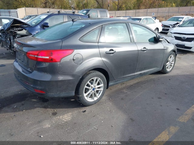 Ford FOCUS SE 2016 1FADP3F23GL254372 Image 4