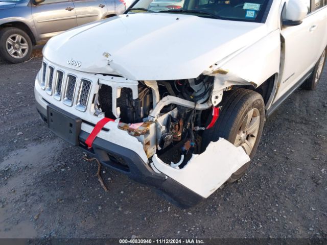 1C4NJDEB1FD426785 Jeep Compass Latitude