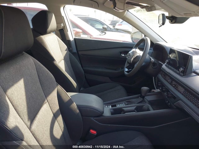 Honda ACCORD LX 2024 1HGCY1F27RA062539 Image 5