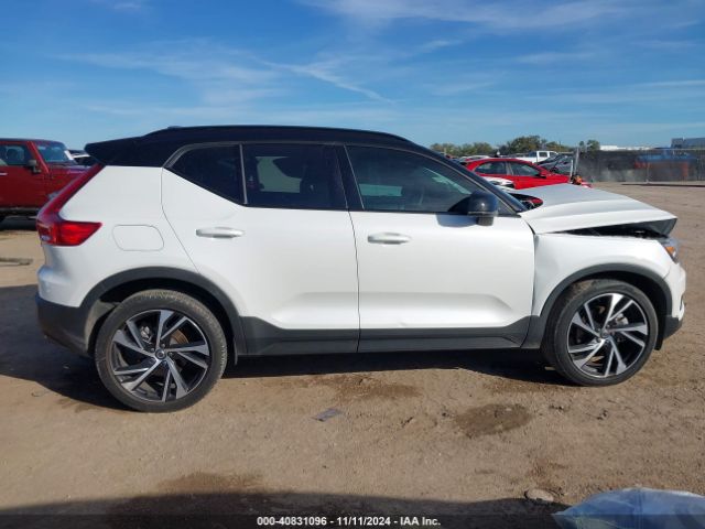 YV4AC2HM9N2789272 Volvo Xc40 T4 R-design