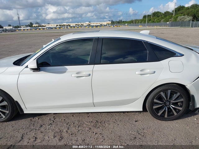 Honda CIVIC EX 2022 2HGFE1F78NH323299 Image 14