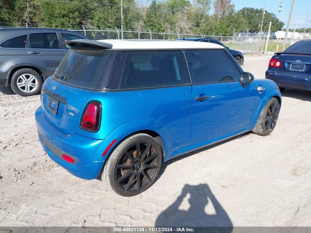 2007 MINI COOPER S WMWMF73517TL83243 Photo 3
