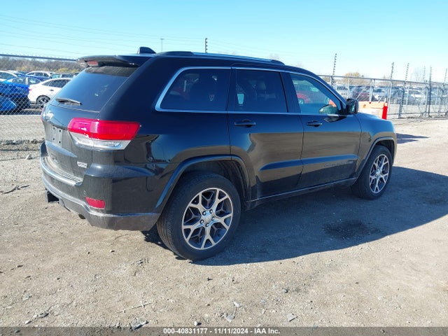 1C4RJFBG6JC120886 Jeep Grand Cherokee Sterling Edition 4x4