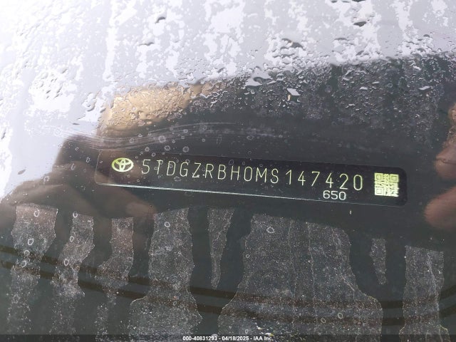 5TDGZRBH0MS147420 Toyota Highlander Xle