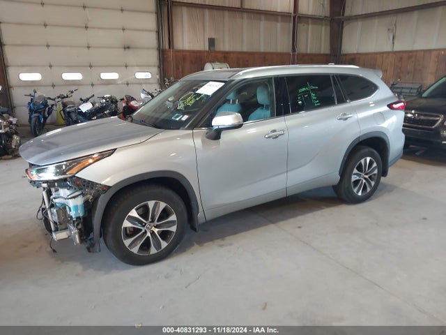 5TDGZRBH0MS147420 Toyota Highlander Xle