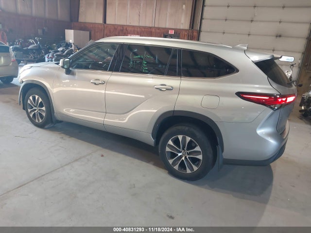 5TDGZRBH0MS147420 Toyota Highlander Xle