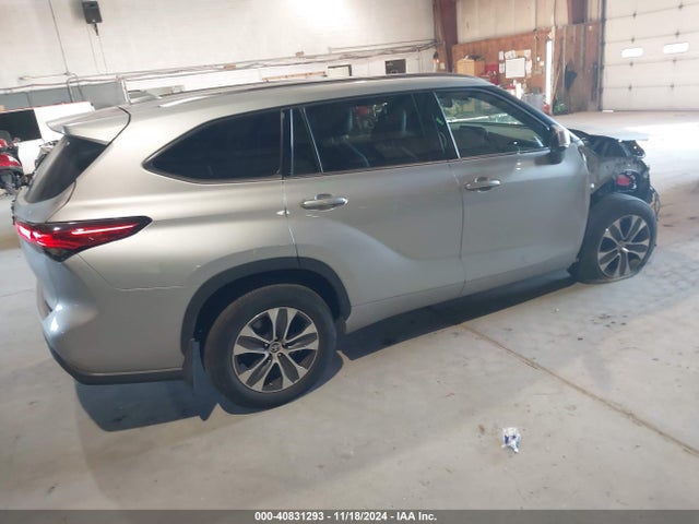 5TDGZRBH0MS147420 Toyota Highlander Xle