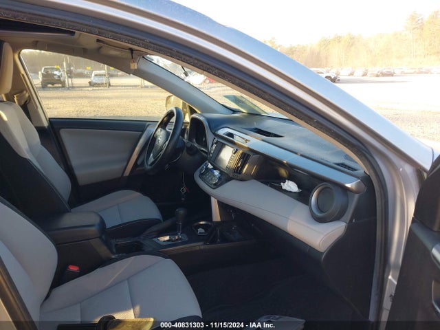 JTMRJREV1HD084119 Toyota Rav4 Hybrid Xle