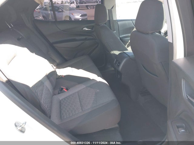 Chevrolet EQUINOX LT 2018 2GNAXJEV4J6241974 Image 8