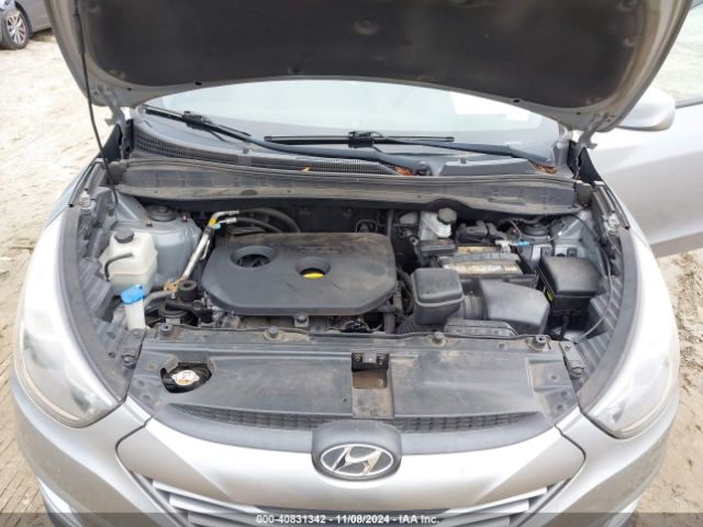 KM8JT3AF6FU007824 Hyundai TUCSON GLS