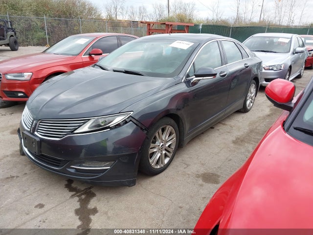 Lincoln MKZ 2014 3LN6L2G95ER824094 Image 2