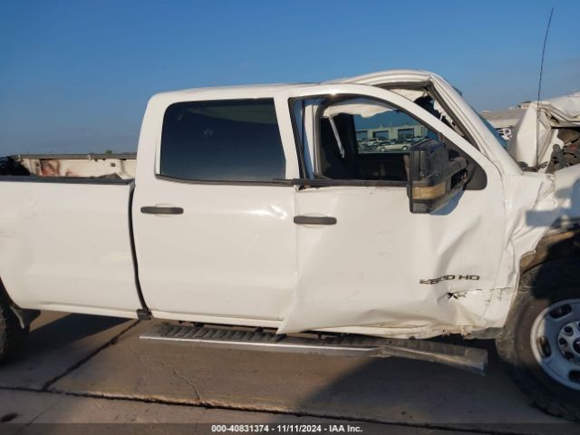 1GC1CUEG7JF257759 Chevrolet Silverado 2500hd Wt