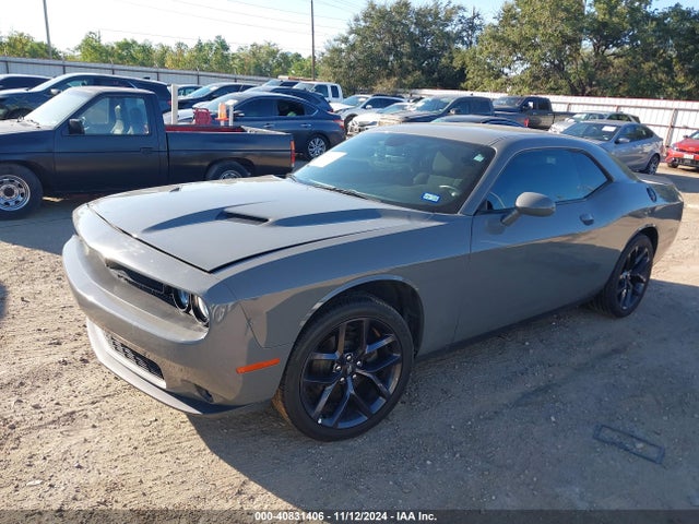 Dodge Challenger Sxt 2019 2C3CDZAG5KH667862 Image 2