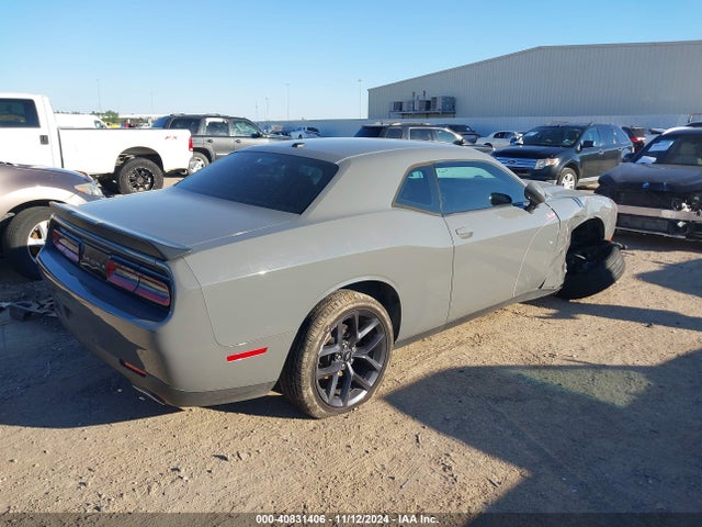 2C3CDZAG5KH667862 Dodge Challenger Sxt