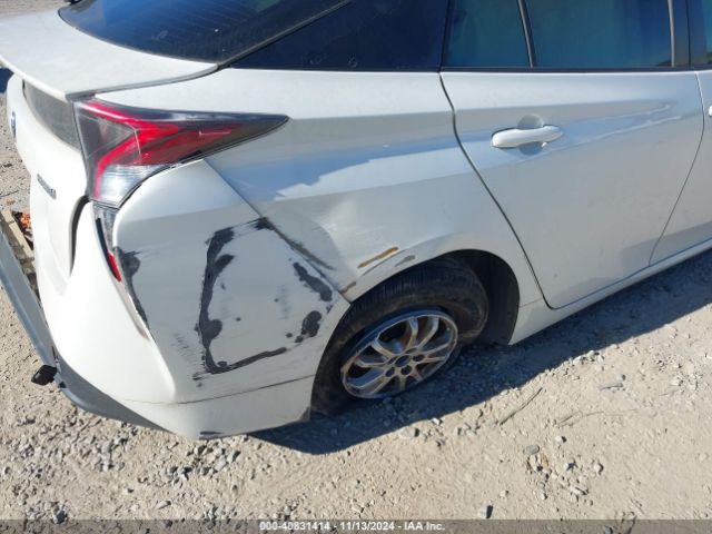 JTDKBRFU5G3020951 Toyota Prius Two