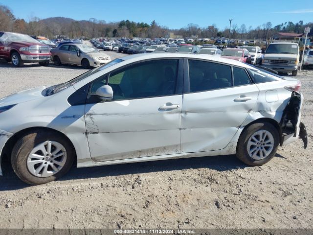JTDKBRFU5G3020951 Toyota Prius Two