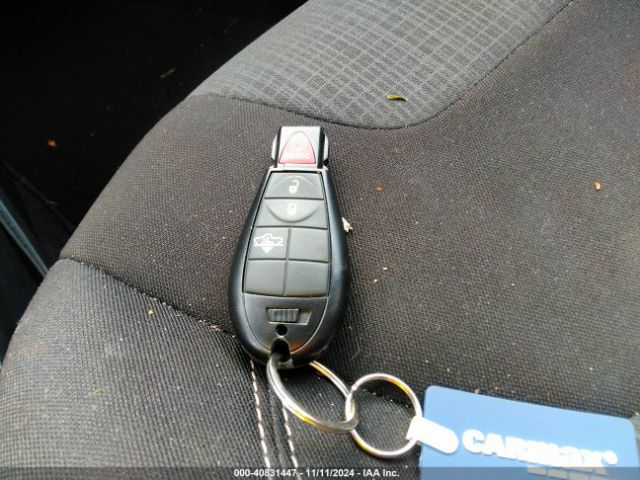 1C4PJLCB3GW158009 Jeep Cherokee Latitude