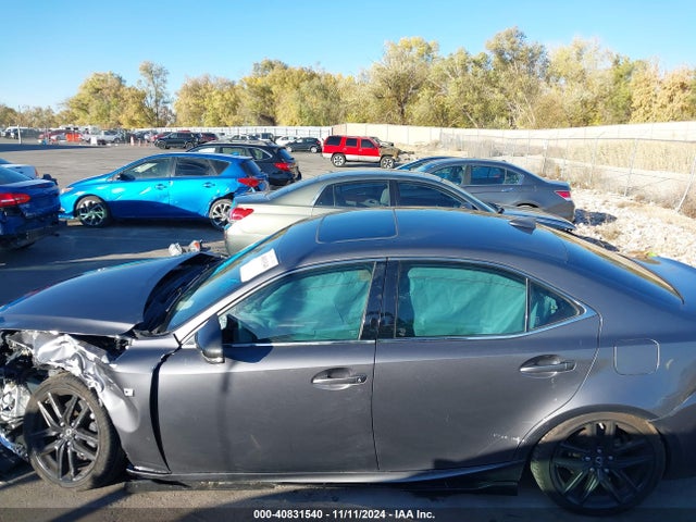 Lexus IS 350 2018 JTHCZ1D29J5015054 Image 14