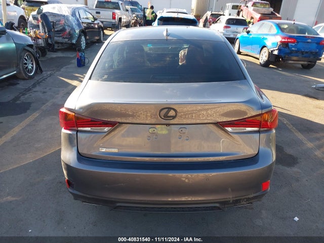 Lexus IS 350 2018 JTHCZ1D29J5015054 Image 16