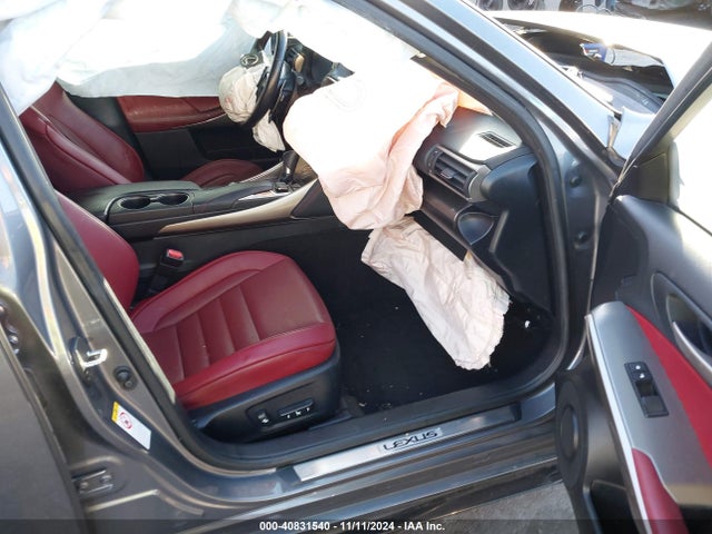 Lexus IS 350 2018 JTHCZ1D29J5015054 Image 5