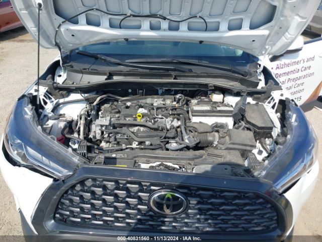 7MUCAAAG0PV072387 Toyota Corolla Cross Le