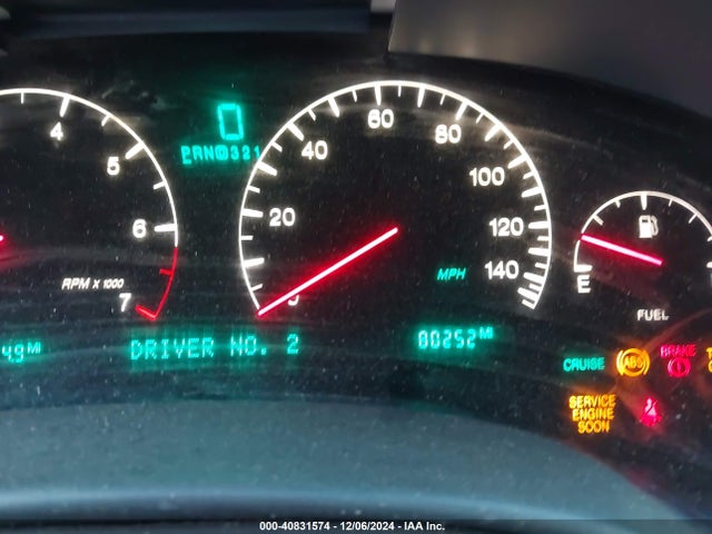 2001 CADILLAC DEVILLE 1G6KF57981U294477 Photo 6