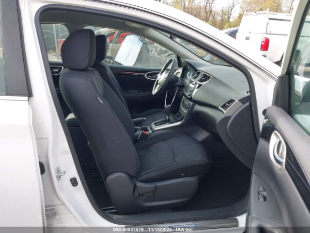 3N1AB7AP8HY300313 Nissan SENTRA SV
