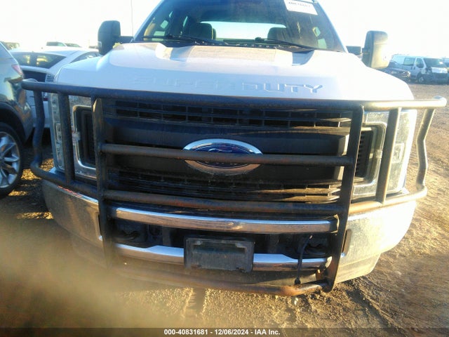 Ford F-250 Xl 2018 1FT7W2B69JED05348 Image 12