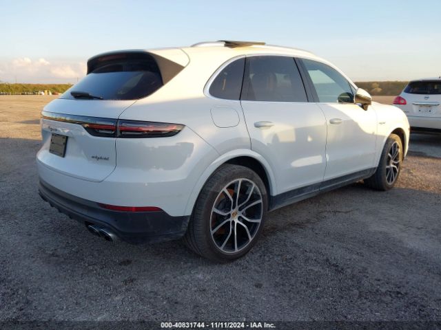 2019 PORSCHE CAYENNE E-HYBRID WP1AE2AY5KDA51171 Photo 3