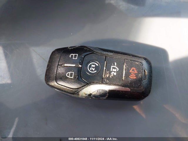 Ford Mustang V6 2016 1FA6P8AM8G5256203 Image 11