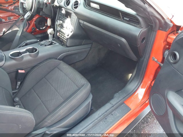 Ford Mustang V6 2016 1FA6P8AM8G5256203 Image 5