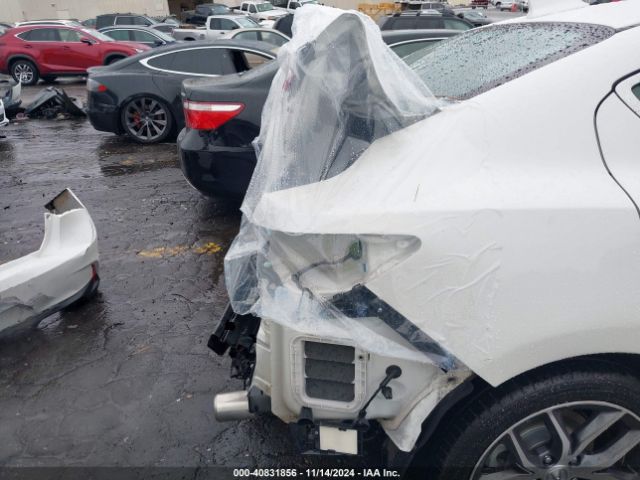 19UDE2F7XMA003816 Acura Ilx Premium Package/technology Package