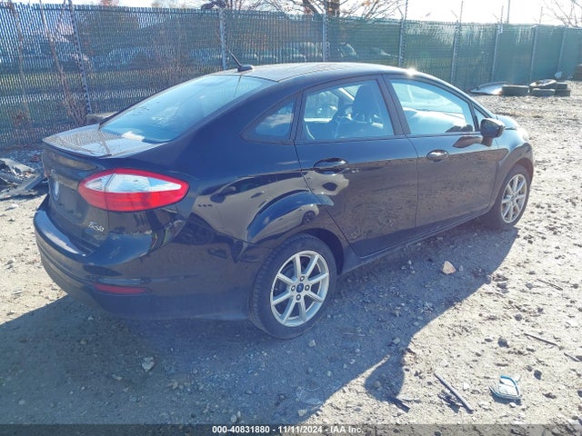 Ford FIESTA SE 2019 3FADP4BJ1KM106439 Image 4