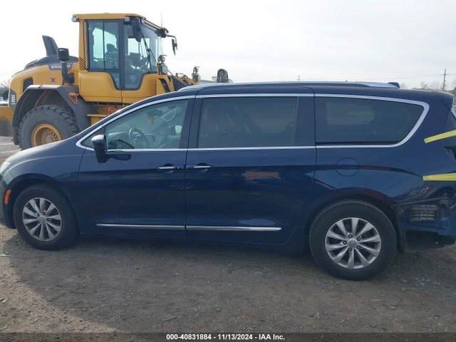 Chrysler Pacifica Touring L Plus 2018 2C4RC1EG6JR108558 Image 14