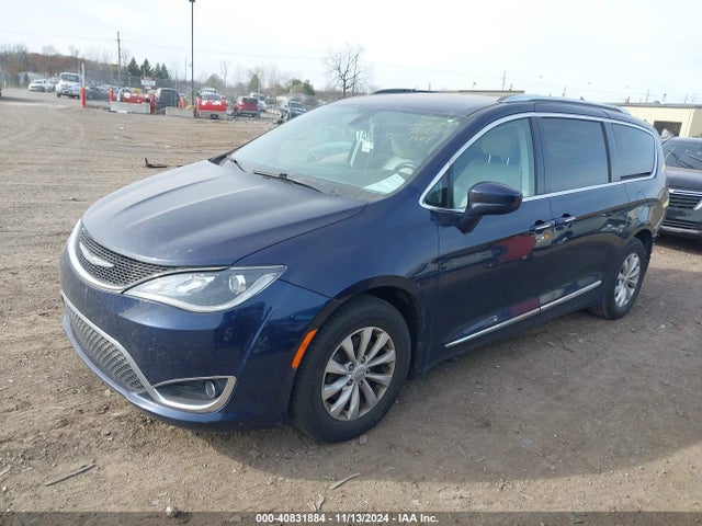 2C4RC1EG6JR108558 Chrysler Pacifica Touring L Plus
