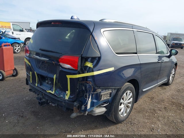 2C4RC1EG6JR108558 Chrysler Pacifica Touring L Plus