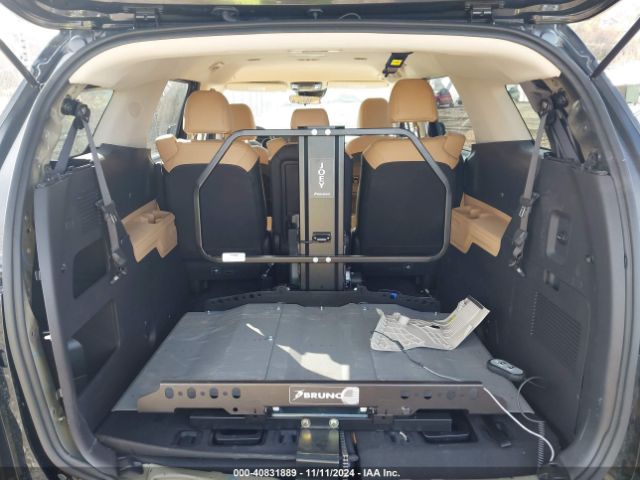 KNDNB4H30R6448223 KIA Carnival Mpv Lx Seat Package